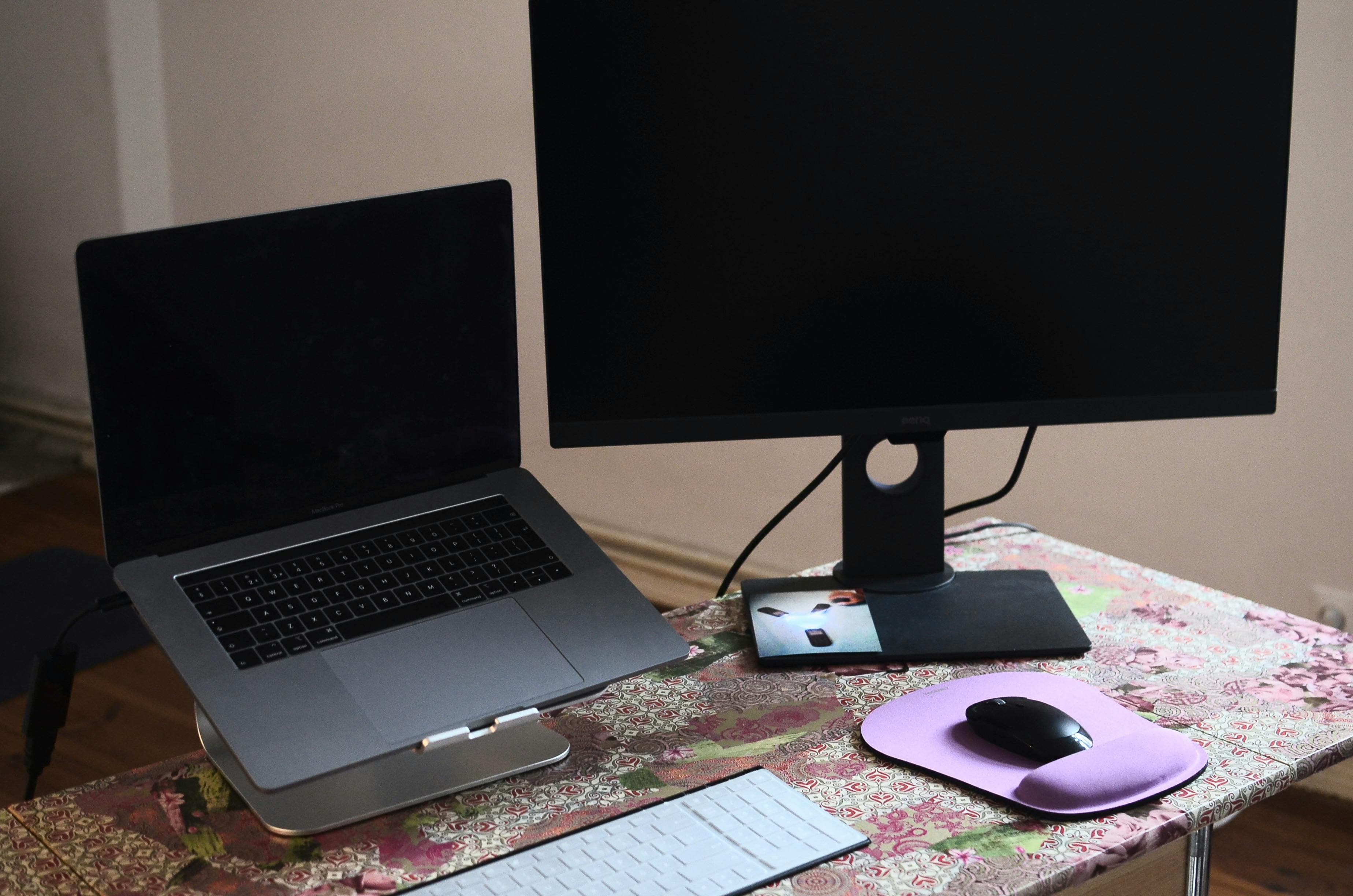 5 Acessórios de Hardware por Menos de R$ 50 que Vão Mudar seu Setup